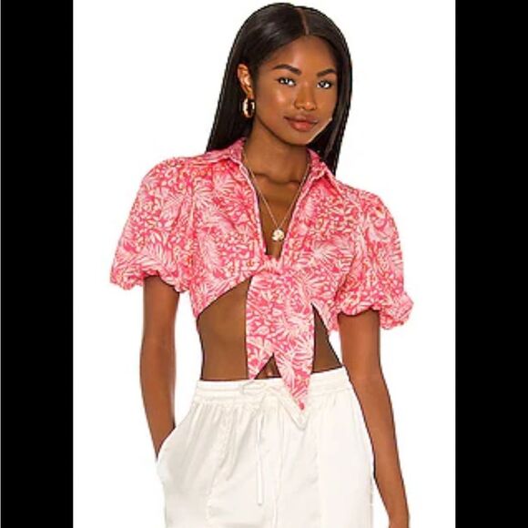 Lovers + Friends Tops - NWOT Lovers & Friends Juliet tie top sienna tropical crop revolve small s